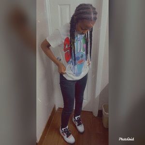 Meet your Posher, Charitee